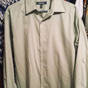 Kenneth Cole Reaction button down shirt